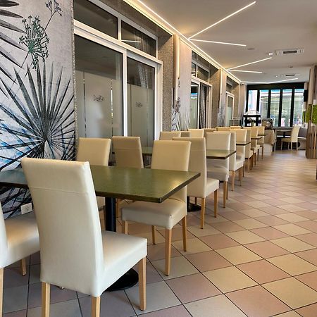 Hotel Storione Lido di Jesolo Exterior photo