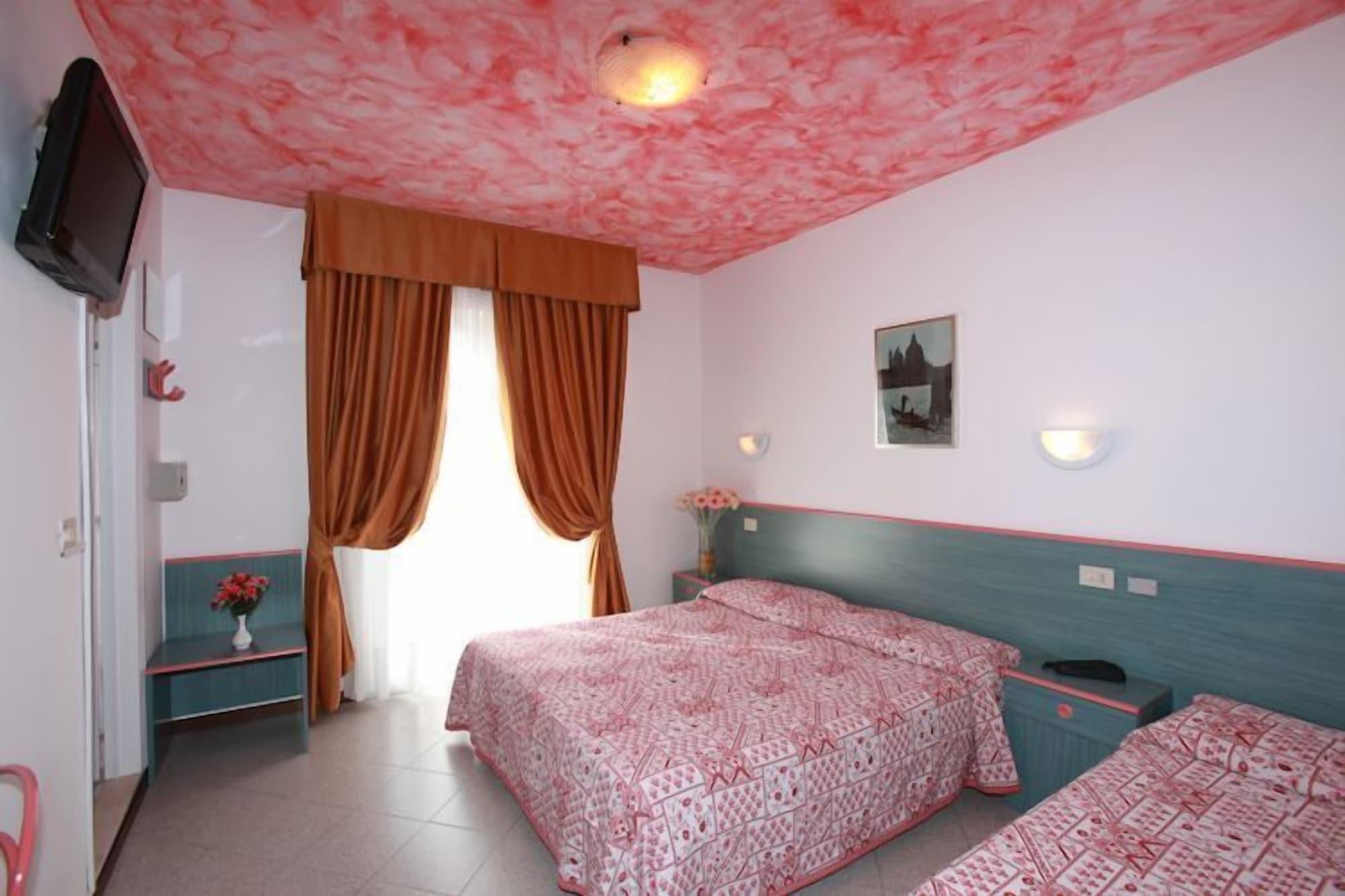 Hotel Storione Lido di Jesolo Exterior photo